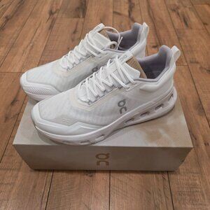 BRAND NEW ON CLOUDNOVA X SHOES MENS SIZE 9.5